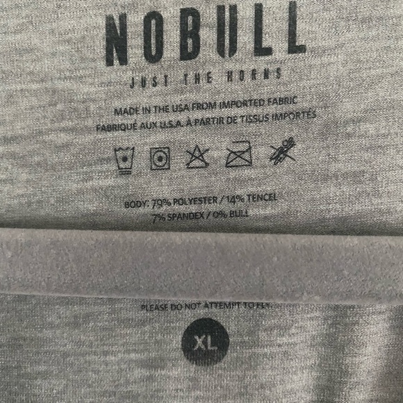 1. Tank top-2  Long sleeve t-shirt Shorts Hat - Picture 5 of 6